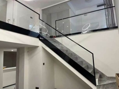 MÁNG NHÔM COVER PHỤ KIỆN CHO CẦU THANG  KÍNH HIỆN ĐẠI